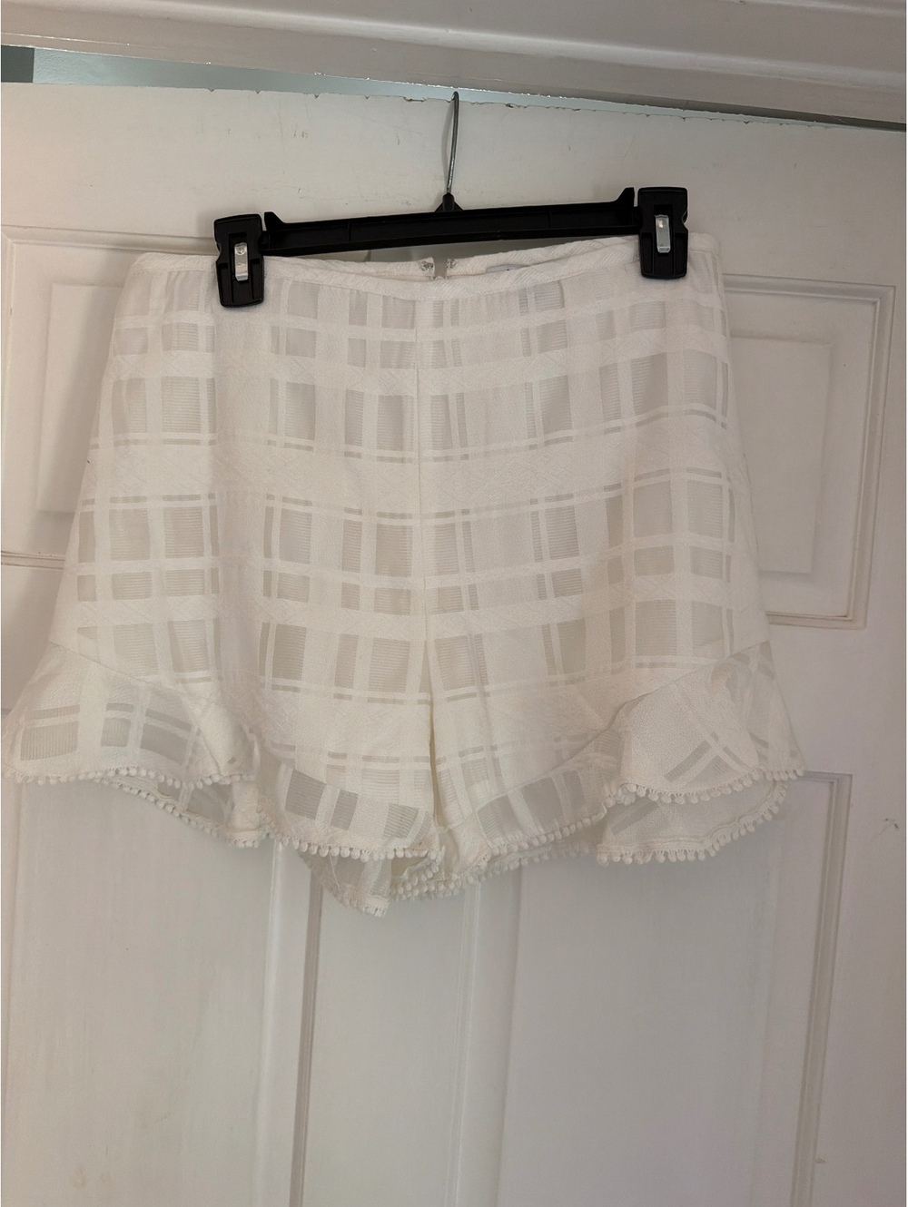 Lucy Paris Women's White Sheer Checkered Ruffle Hem Shorts Size 4